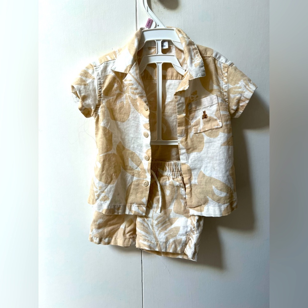 NWOT baby gap linen-cotton hibiscus outfit set